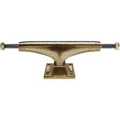 148 Hollow Light Goldline Truck