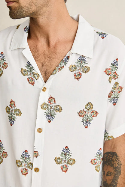 Bouquet Short Sleeve Buttonup